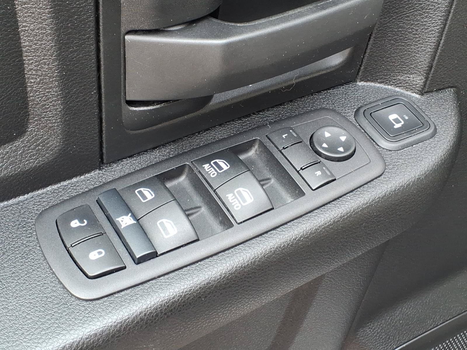 Used 2024 RAM 2500 Tradesman w/ Snow Chief Group AWD/4WD image 15
