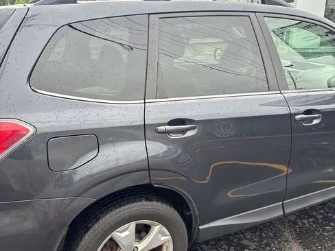 Used 2014 Subaru Forester 2.5i Touring w/ Protection Package #2 AWD/4WD image 9