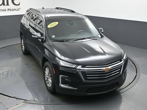 Used 2022 Chevrolet Traverse LT FWD image 50