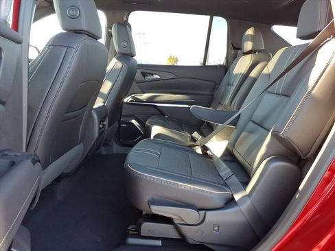 New 2026 Chevrolet Traverse High Country image 14