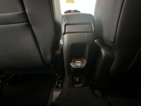 Used 2020 Jeep Renegade Limited w/ LED Lighting Group image 22