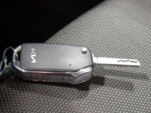 Used 2022 Kia Forte Sedan image 40