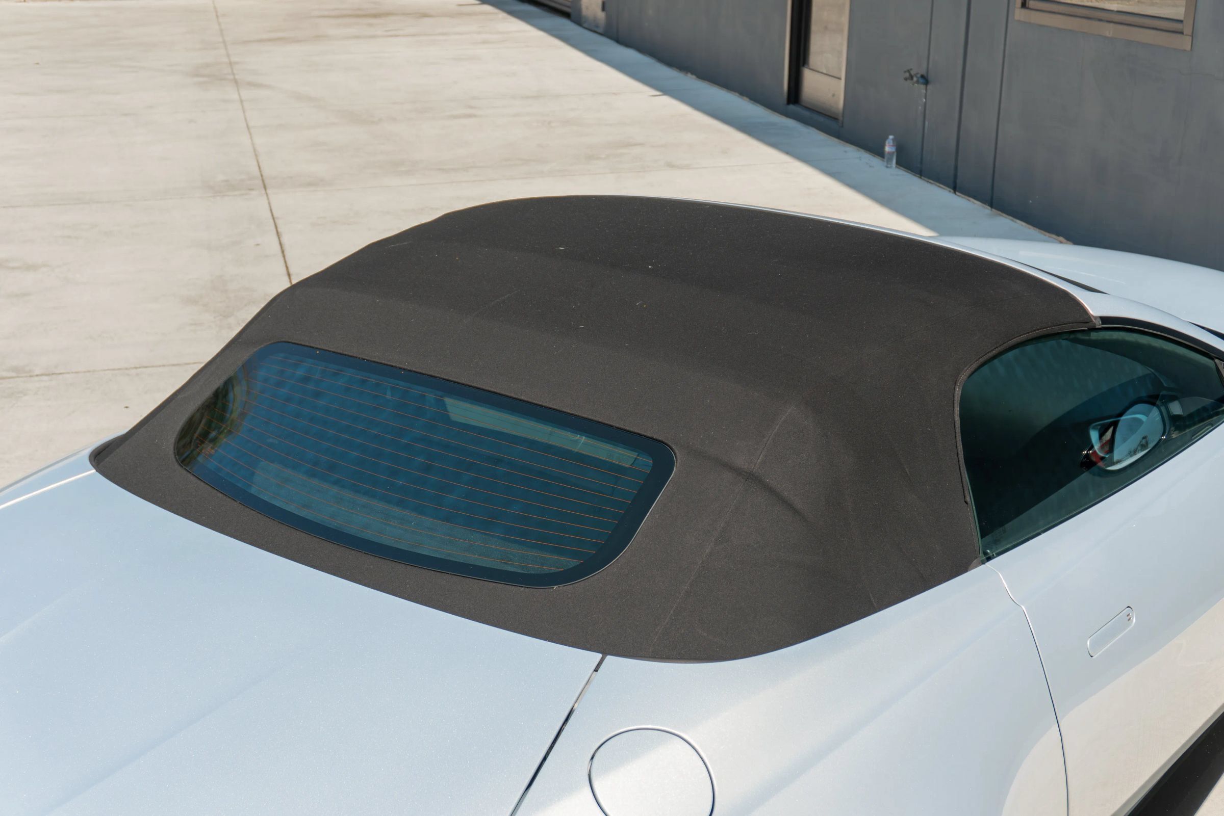 Used 2022 Aston Martin V8 Vantage Roadster RWD image 51