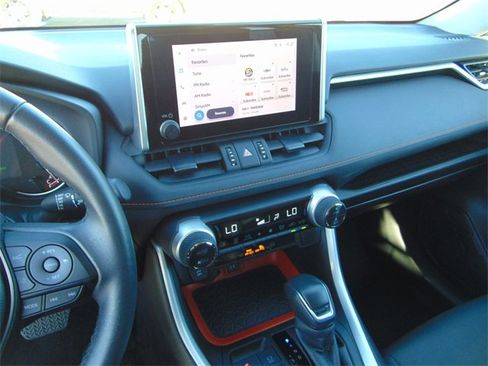 Used 2024 Toyota RAV4 Adventure image 12