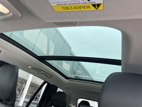 Certified 2024 Volvo XC90 B5 Core w/ Protection Package Premier image 26