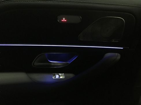 Used 2024 Mercedes-Benz GLE 450 4MATIC image 33