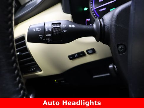 Used 2020 Lexus NX 300h AWD w/ Premium Package image 28