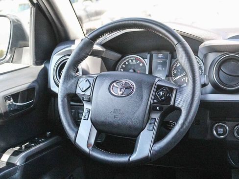 Certified 2022 Toyota Tacoma TRD Sport w/ TRD Premium Sport Package AWD/4WD image 20