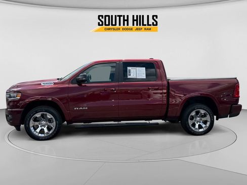 Used 2025 RAM 1500 Big Horn AWD/4WD image 2