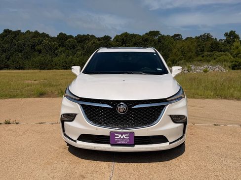 Used 2023 Buick Enclave Avenir w/ Avenir Technology Package FWD image 2