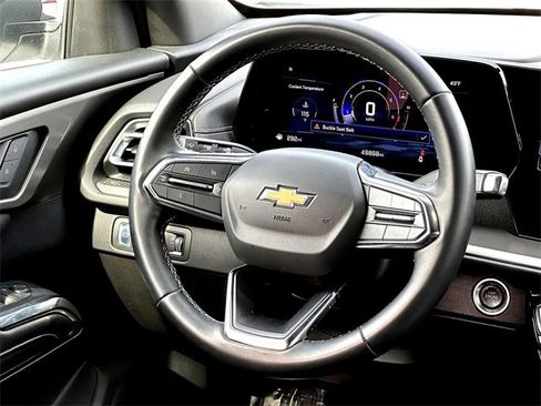 Used 2024 Chevrolet Traverse LT image 29