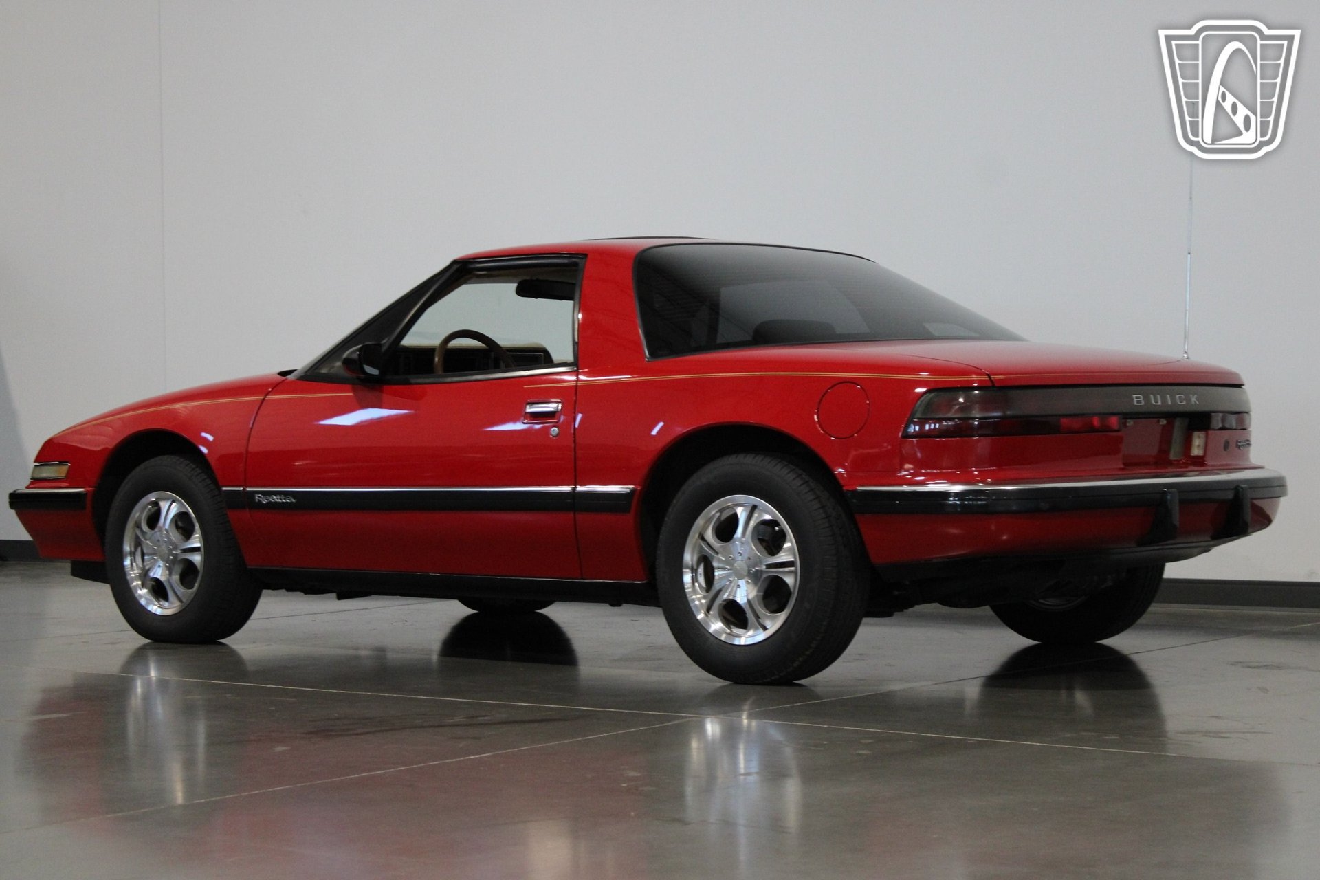 Used 1989 Buick Reatta Coupe FWD image 28