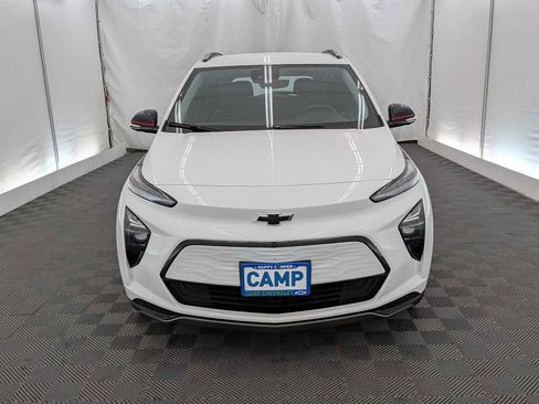 Used 2023 Chevrolet Bolt EUV Premier w/ Redline Edition FWD image 9