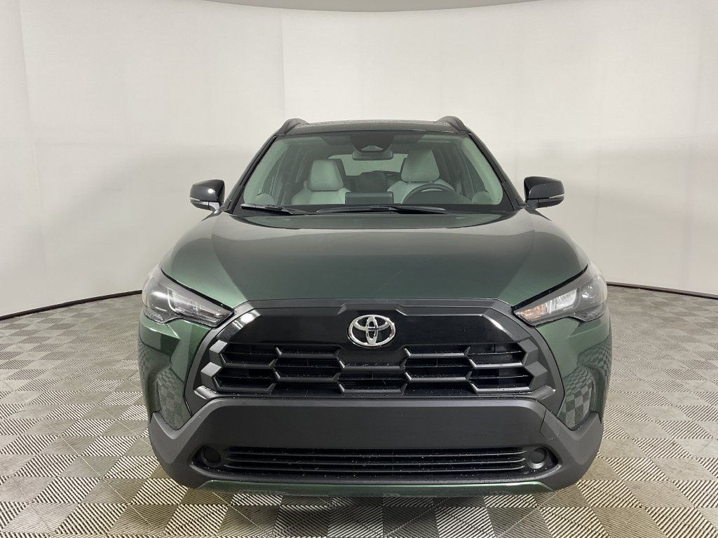 New 2026 Toyota Corolla Cross LE w/ Moonroof Package AWD/4WD image 2
