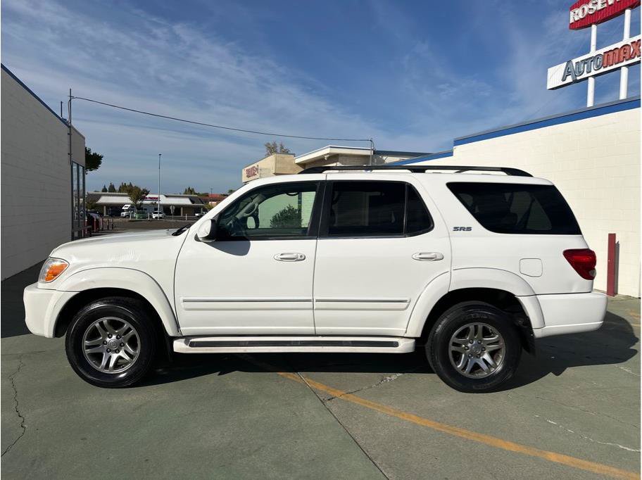 Used 2005 Toyota Sequoia SR5 RWD image 11