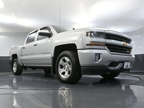 Used 2018 Chevrolet Silverado 1500 LT w/ All Star Edition AWD/4WD image 50