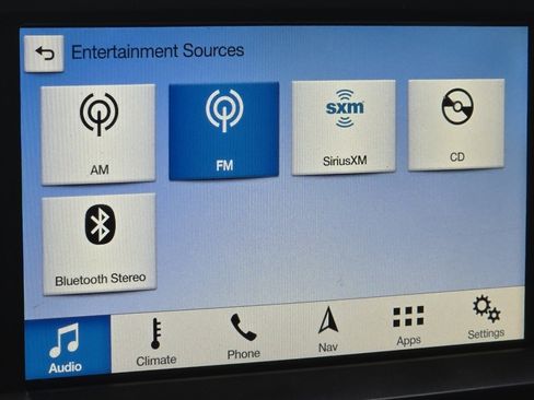 Used 2017 Ford F150 Lariat w/ Equipment Group 502A Luxury image 6