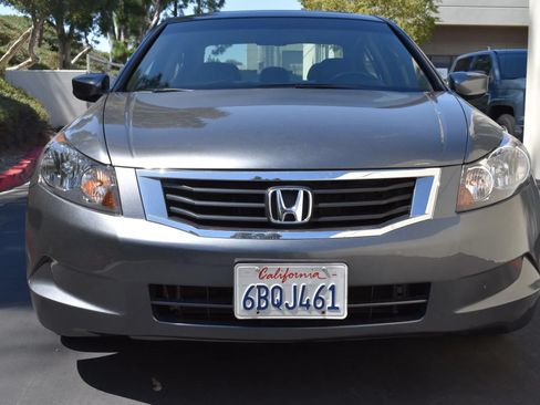 Used 2008 Honda Accord EX-L image 2