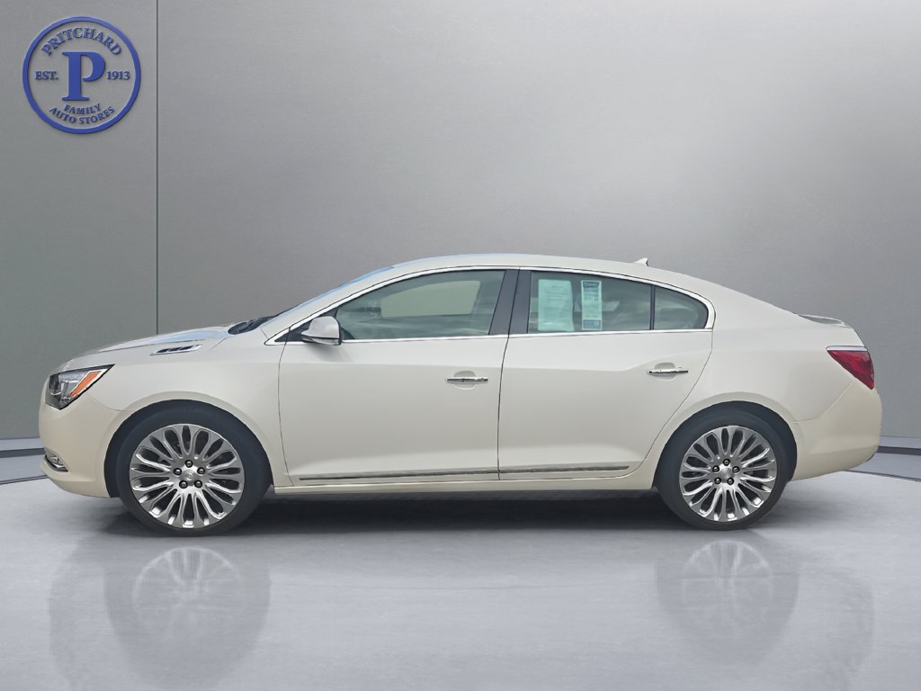 Used 2014 Buick LaCrosse Premium w/ Driver Confidence Package FWD image 4