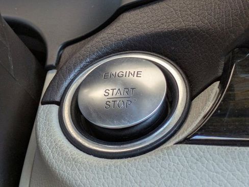 Used 2017 Mercedes-Benz E 400 Cabriolet image 31