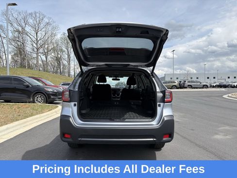 Certified 2025 Subaru Outback Premium AWD/4WD image 11