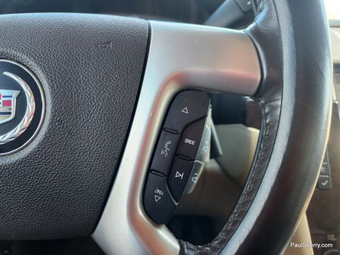 Used 2011 Cadillac Escalade ESV Premium image 45