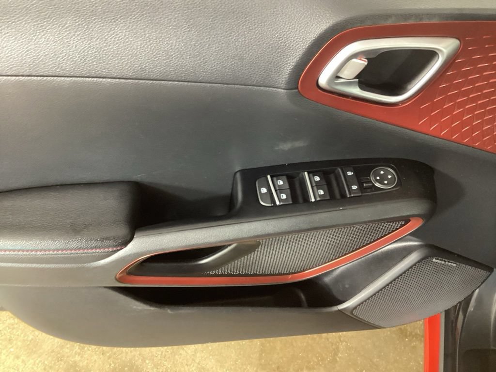 Used 2020 Kia Soul GT-Line Turbo FWD image 11