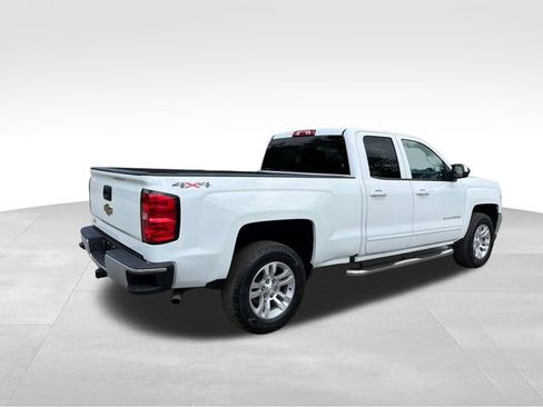 Used 2018 Chevrolet Silverado 1500 LT w/ All Star Edition AWD/4WD image 3