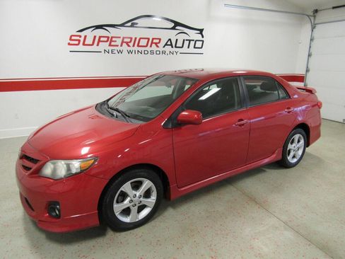 Used 2011 Toyota Corolla S image 1
