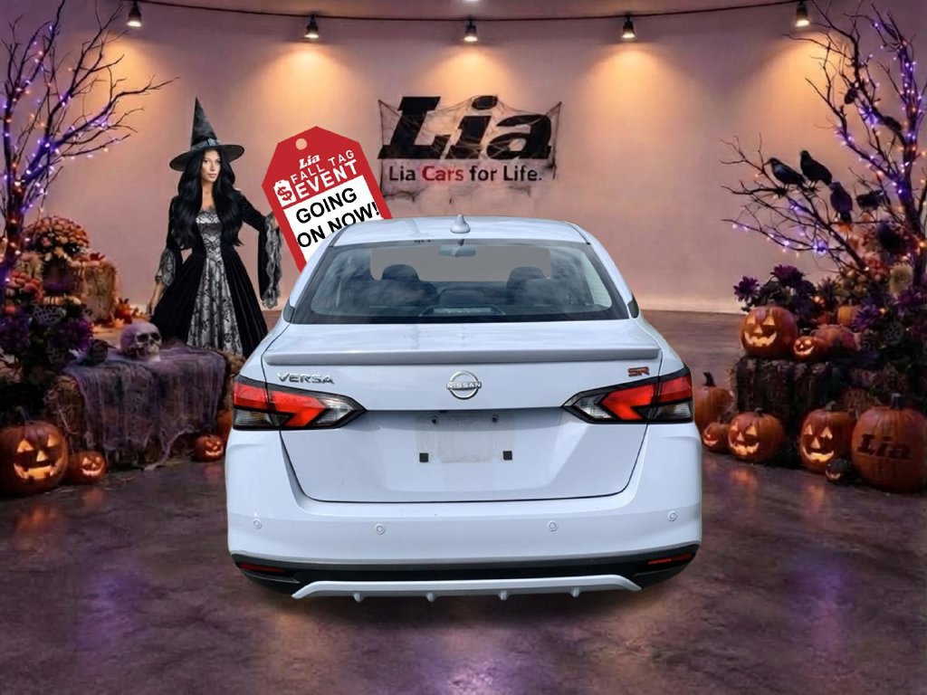 Used 2024 Nissan Versa SR FWD image 5