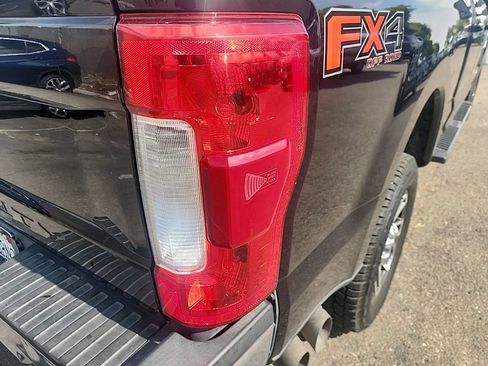 Used 2019 Ford F250 Lariat w/ Lariat Value Package AWD/4WD image 14