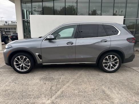 Used 2026 BMW X5 xDrive40i AWD/4WD image 2