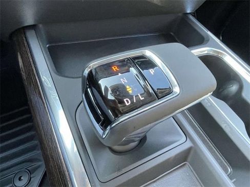 New 2026 GMC Sierra 1500 Elevation image 15