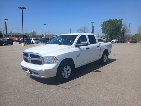 Used 2023 RAM 1500 Classic SLT w/ Trailer & Traction Group image 4