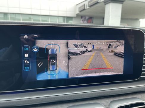 New 2025 Mercedes-Benz GLS 450 4MATIC image 10