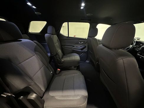 Used 2023 Chevrolet Traverse LT AWD/4WD image 25