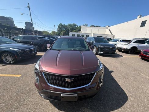 Used 2023 Cadillac XT4 Sport w/ Sun And Sound Package AWD/4WD image 12