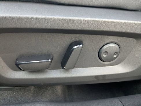 New 2026 Mitsubishi Outlander SE image 23