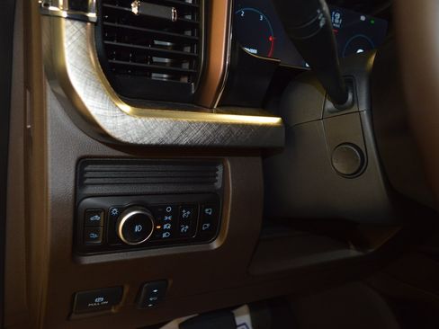 Used 2026 Ford F250 King Ranch w/ Tremor Off-Road Package AWD/4WD image 16