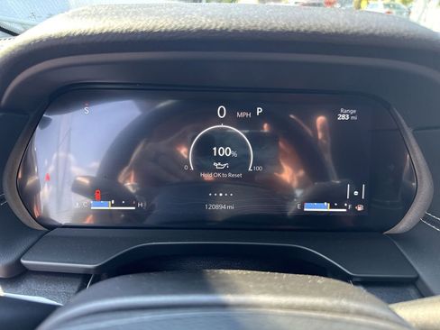 Used 2021 Jeep Grand Cherokee L Laredo w/ Luxury Tech Group I image 11