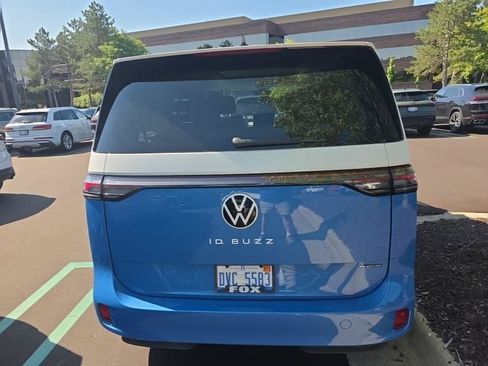 Used 2025 Volkswagen ID. Buzz 1st Edition AWD/4WD image 18