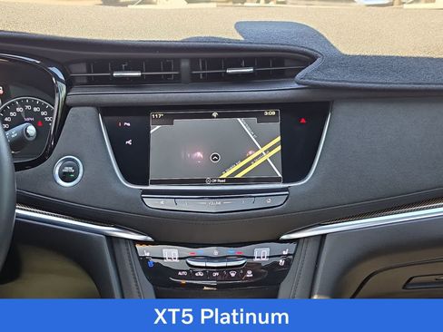 Used 2018 Cadillac XT5 Platinum w/ Driver Assist Package AWD/4WD image 20