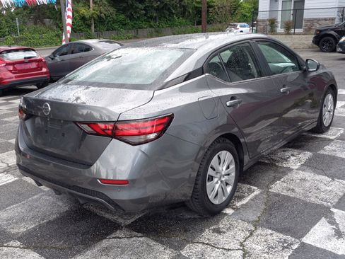 Used 2020 Nissan Sentra S image 4