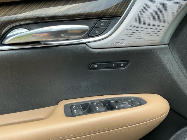 Used 2023 Cadillac XT6 Sport w/ Platinum Package AWD/4WD image 29