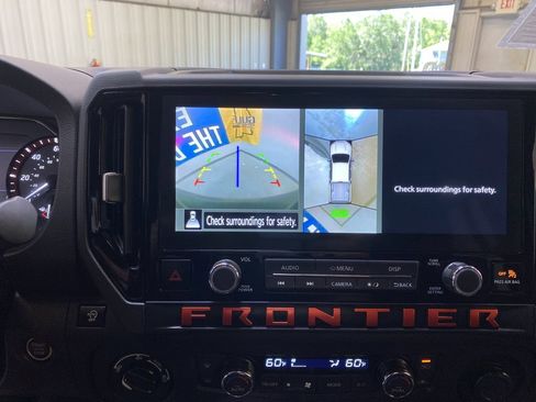 Used 2025 Nissan Frontier PRO-4X w/ Pro Convenience Package AWD/4WD image 42