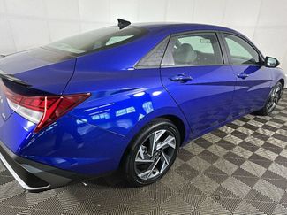 Certified 2025 Hyundai Elantra SEL FWD video 2