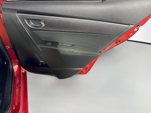 Used 2019 Toyota Corolla LE FWD image 27