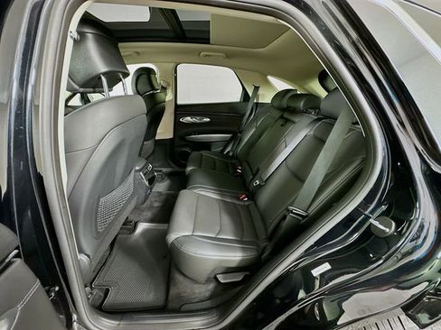 Certified 2025 Genesis GV70 2.5T Select w/ Select Package image 25