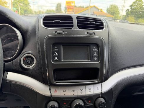Used 2012 Dodge Journey SXT w/ Popular Equipment Group FWD image 15