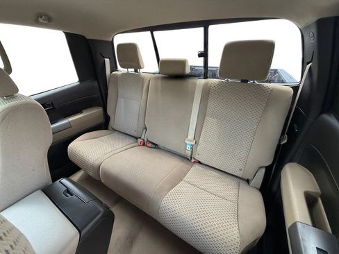 Used 2010 Toyota Tundra 4x4 Double Cab image 25